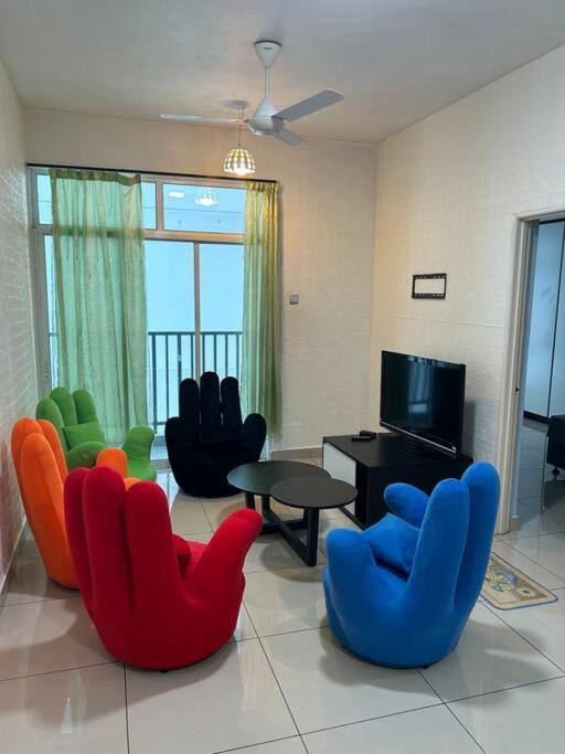 Twin Danga At Perling Entire Unit With 2 Bedrooms Apartment